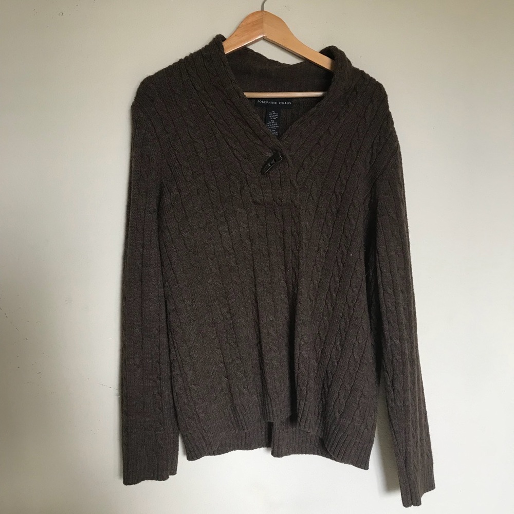 Brown sweater